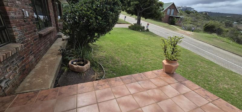 4 Bedroom Property for Sale in Groot Brakrivier Central Western Cape